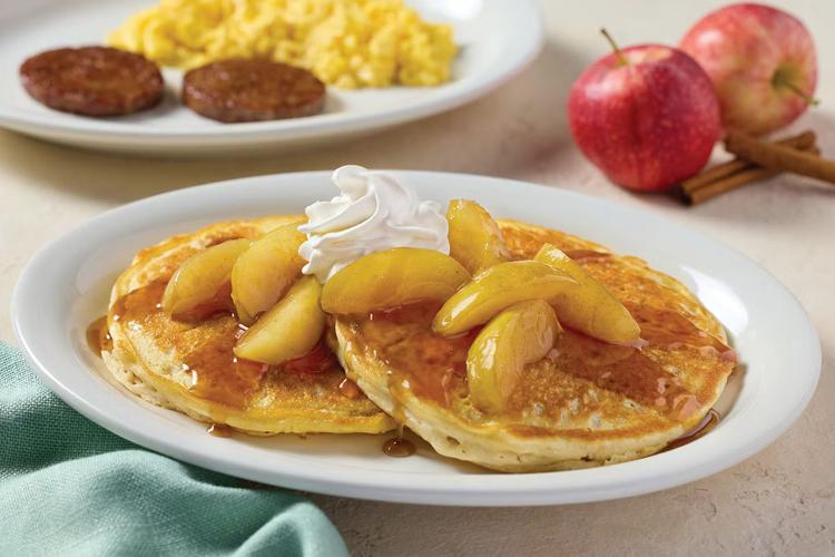 Cinnamon Spiced Apple Pancakes