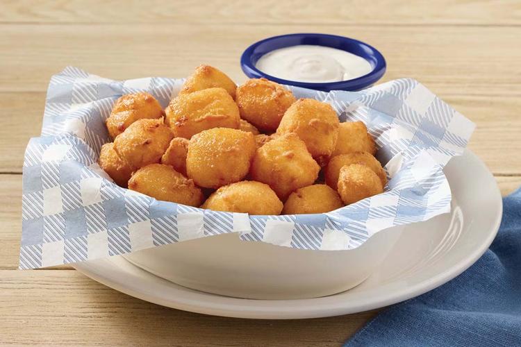 White Cheddar Cheese Bites (with Buttermilk Ranch for dipping)