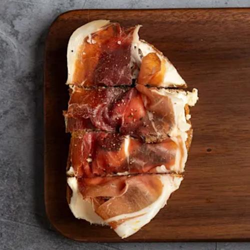 Prosciutto With Figs & Mascarpone Bruschetta