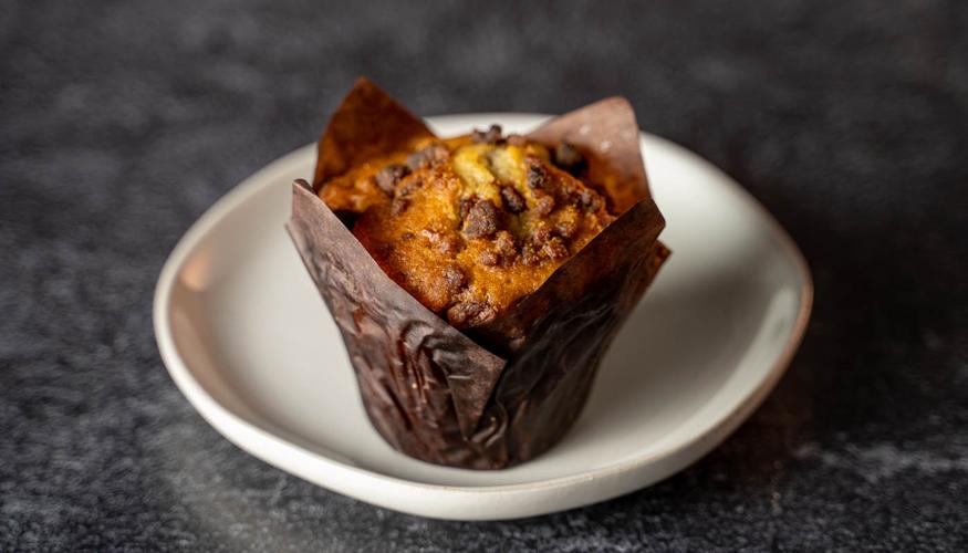 Apple Cinnamon Pecan Muffin