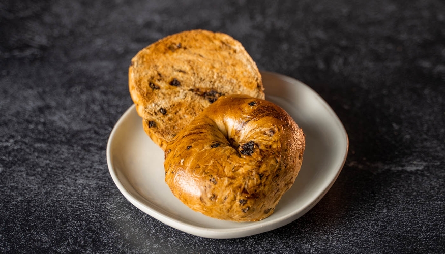 Cinnamon Raisin Bagel