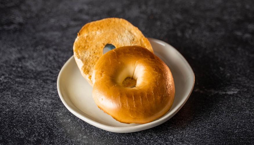 Plain Bagel
